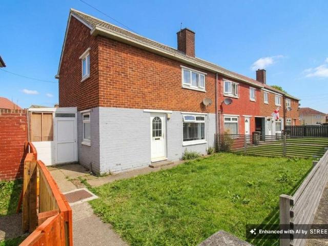 3 bedroom end of terrace house for sale