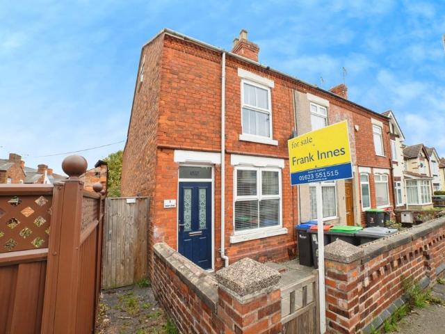 3 bedroom end of terrace house for sale