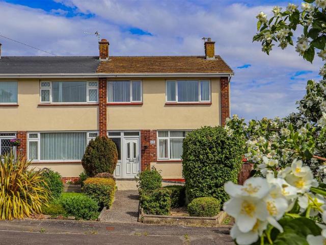 3 bedroom end of terrace house for sale