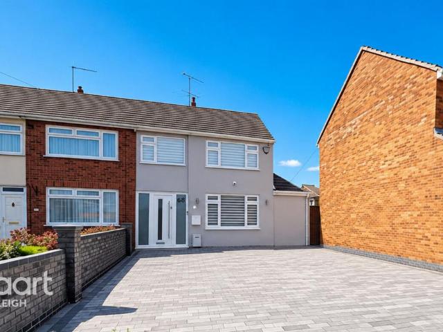 3 bedroom end of terrace house for sale
