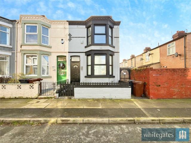 3 bedroom end of terrace house for sale