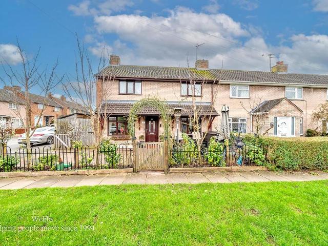 3 bedroom end of terrace house for sale
