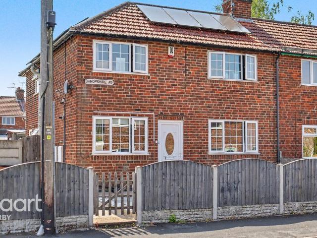 3 bedroom end of terrace house for sale