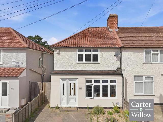 3 bedroom end of terrace house for sale