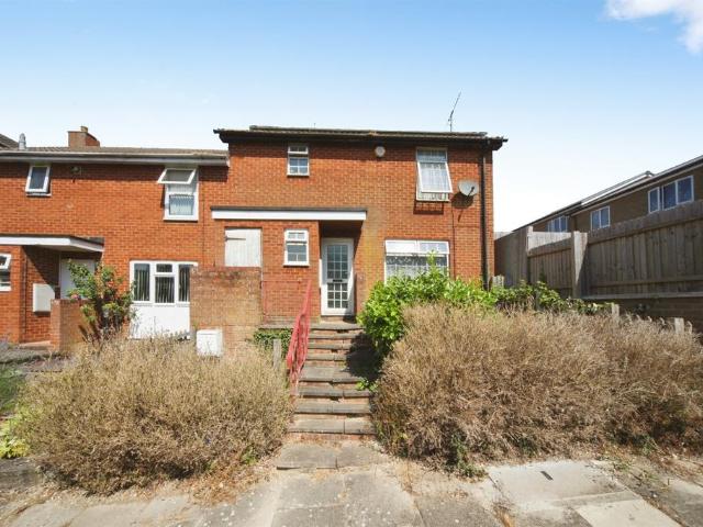 3 bedroom end of terrace house for sale