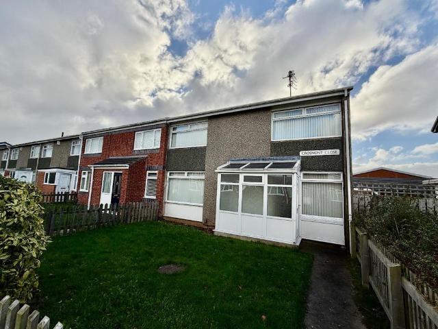 3 bedroom end of terrace house for sale