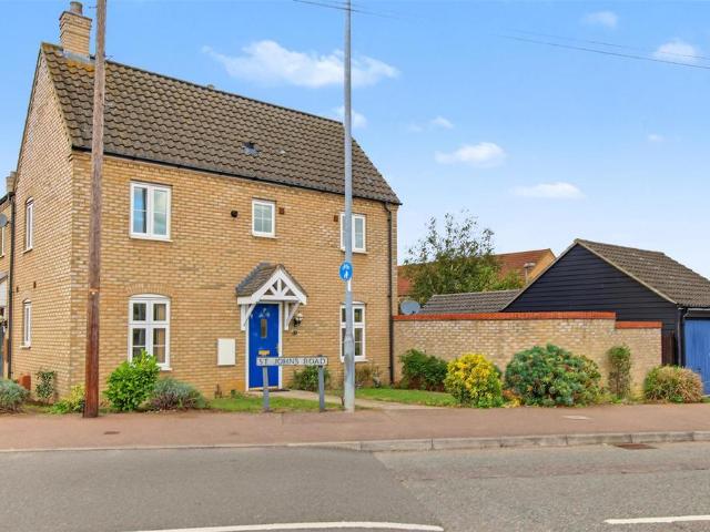 3 bedroom end of terrace house for sale