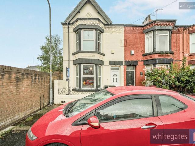 3 bedroom end of terrace house for sale
