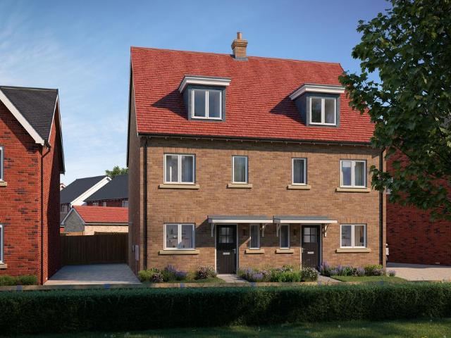 3 bedroom end of terrace house for sale
