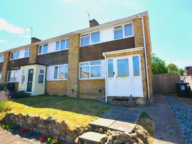 3 bedroom end of terrace house for sale
