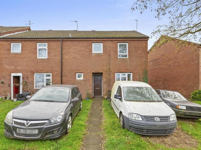 3 bedroom end of terrace house for sale