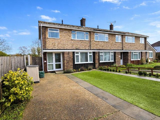 3 bedroom end of terrace house for sale