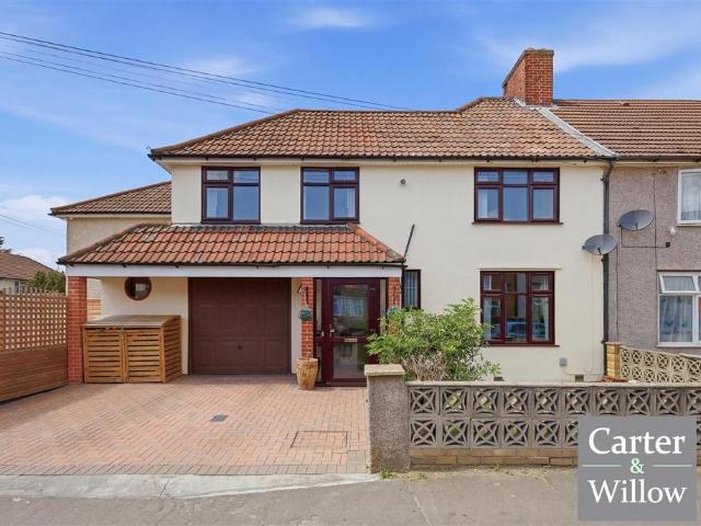 3 bedroom end of terrace house for sale