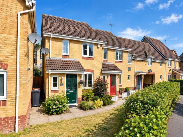 3 bedroom end of terrace house for sale