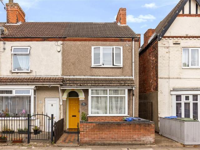 3 bedroom end of terrace house for sale
