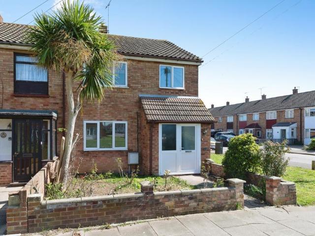 3 bedroom end of terrace house for sale