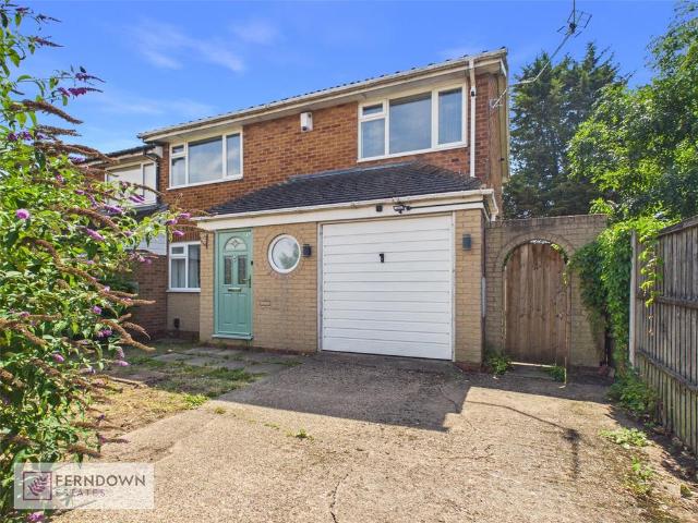 3 bedroom end of terrace house for sale