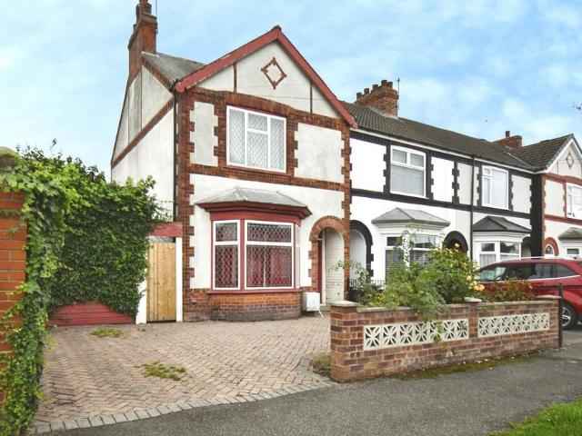 3 bedroom end of terrace house for sale