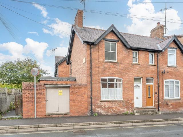 3 bedroom end of terrace house for sale