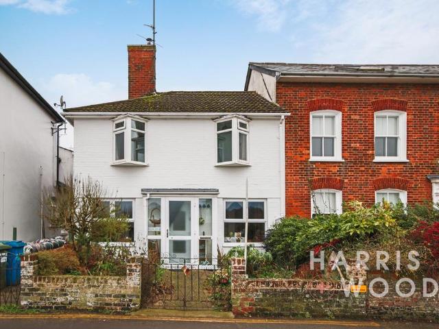 3 bedroom end of terrace house for sale
