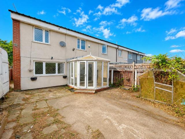 3 bedroom end of terrace house for sale