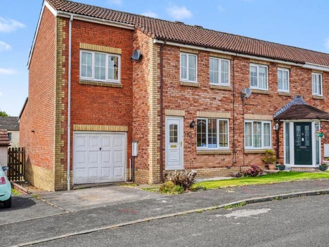 3 bedroom end of terrace house for sale