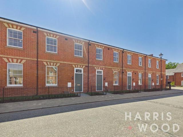 3 bedroom end of terrace house for sale