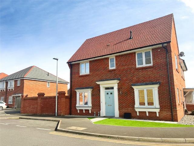 3 bedroom end of terrace house for sale