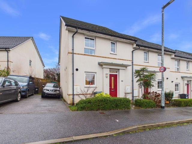3 bedroom end of terrace house for sale