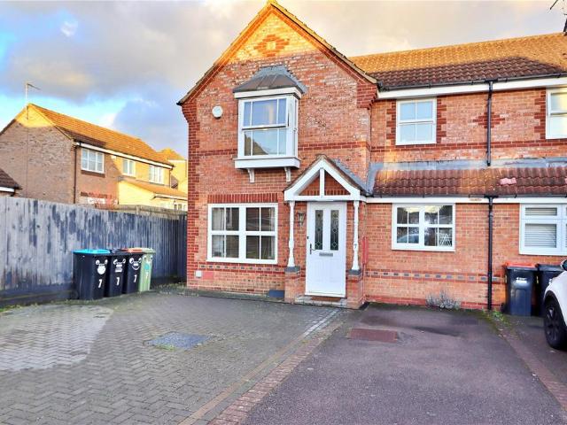 3 bedroom end of terrace house for sale