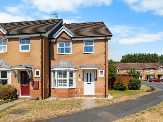3 bedroom end of terrace house for sale