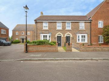 3 bedroom end of terrace house for sale