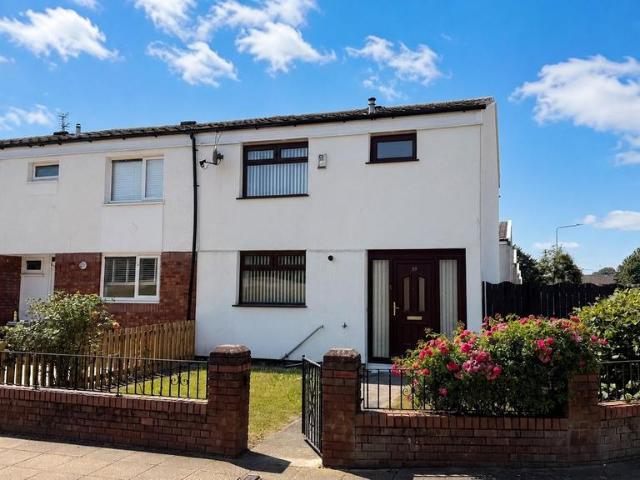 3 bedroom end of terrace house for sale