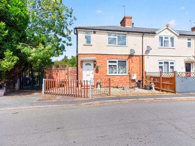 3 bedroom end of terrace house for sale