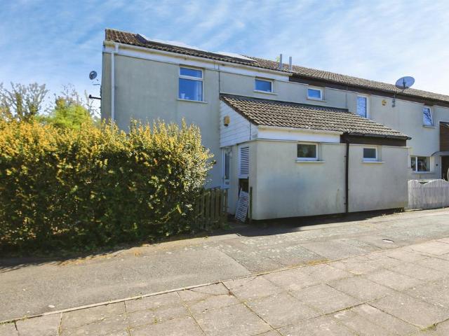3 bedroom end of terrace house for sale