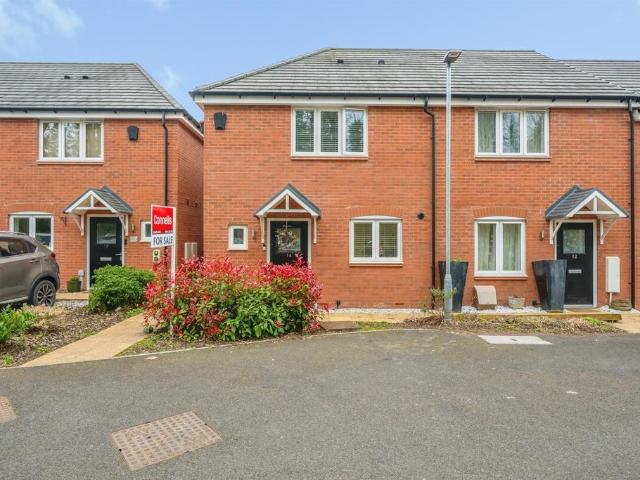 3 bedroom end of terrace house for sale