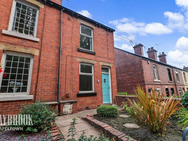 3 bedroom end of terrace house for sale