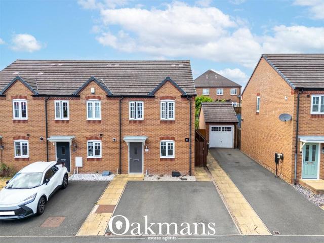 3 bedroom end of terrace house for sale