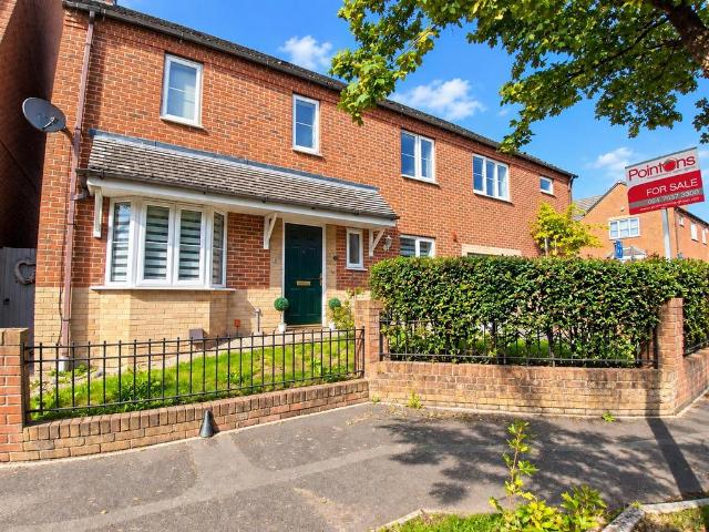 3 bedroom end of terrace house for sale