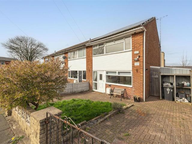 3 bedroom end of terrace house for sale