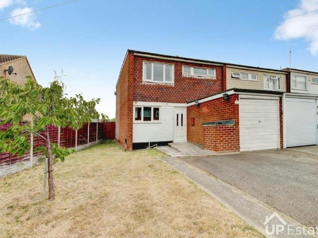 3 bedroom end of terrace house for sale