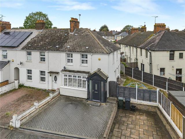 3 bedroom end of terrace house for sale