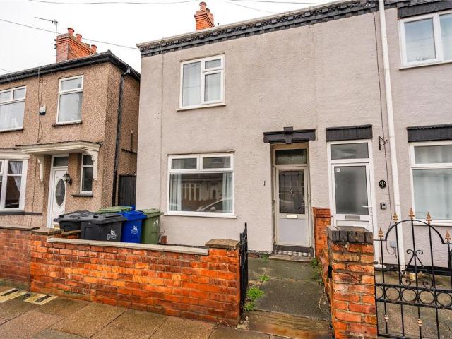 3 bedroom end of terrace house for sale