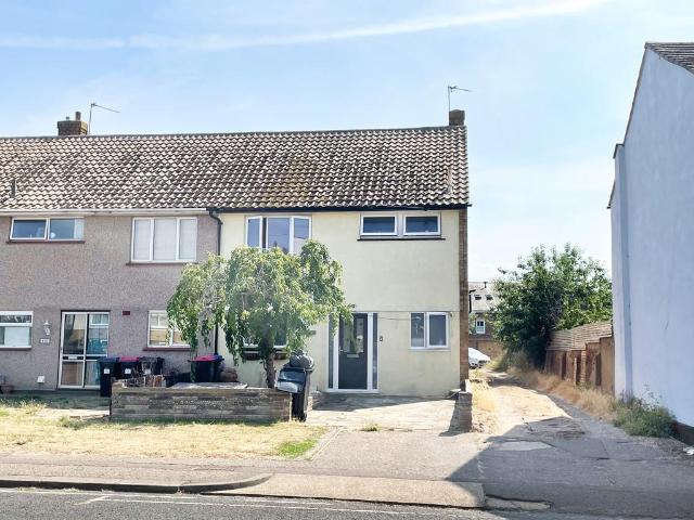 3 bedroom end of terrace house for sale