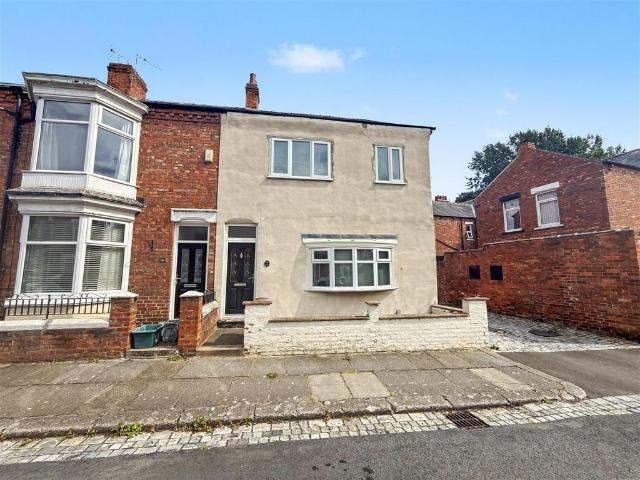 3 bedroom end of terrace house for sale