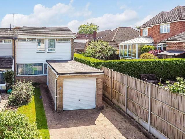 3 bedroom end of terrace house for sale