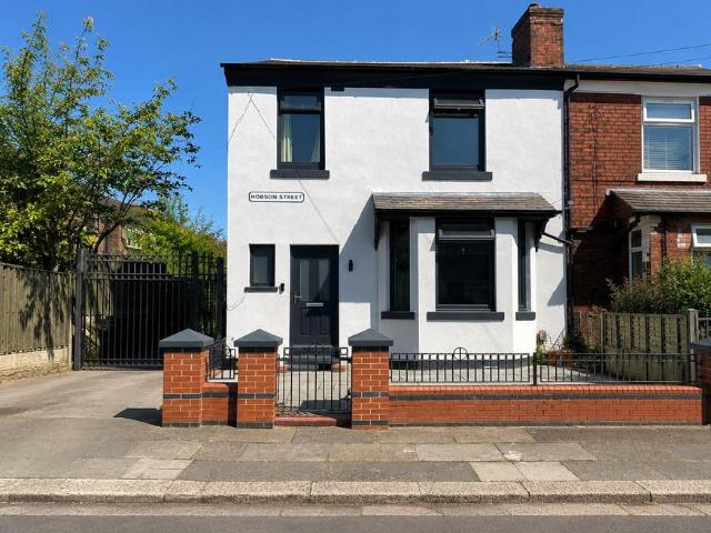 3 bedroom end of terrace house for sale