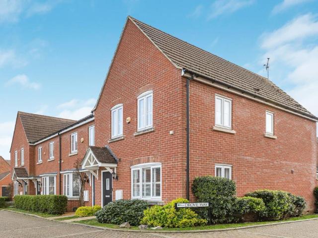 3 bedroom end of terrace house for sale