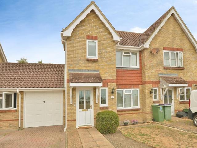 3 bedroom end of terrace house for sale