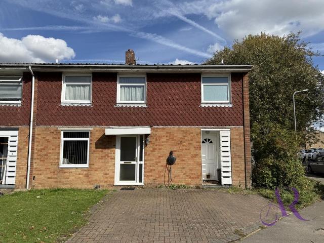 3 bedroom end of terrace house for sale